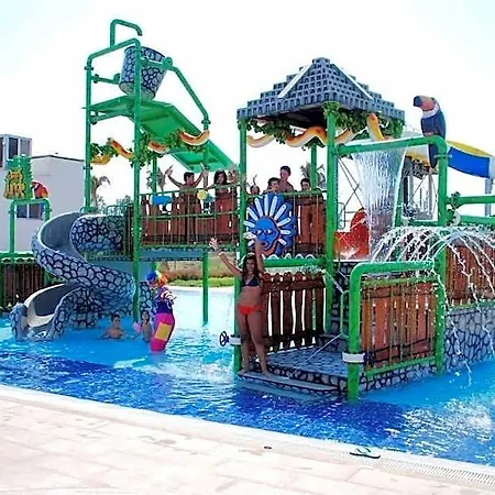 Karya Family Hotel